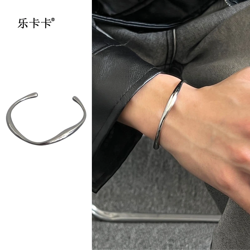 钛钢手链 手链男女手环潮韩版小众ins冷淡风手镯素圈简约几何异形