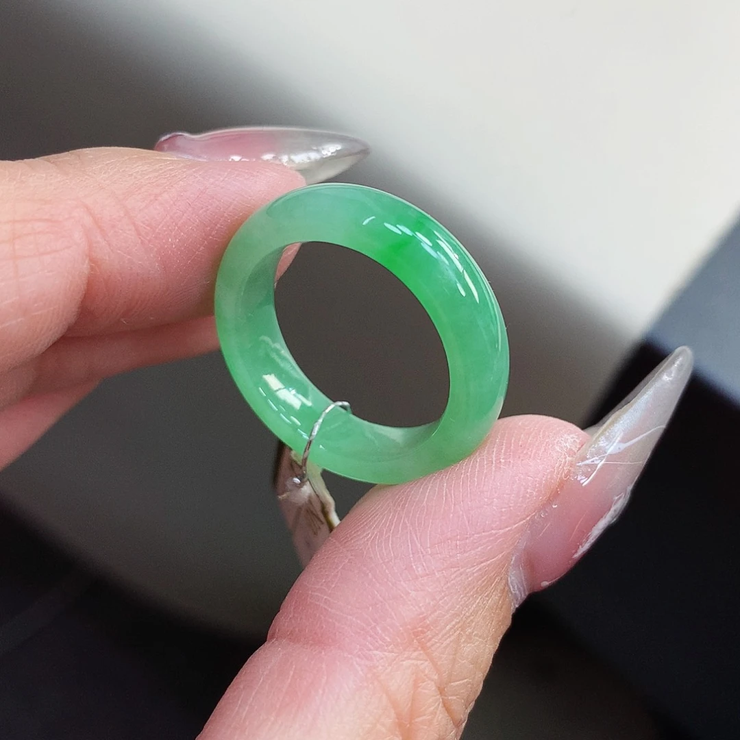 翡翠戒指未镶嵌18号