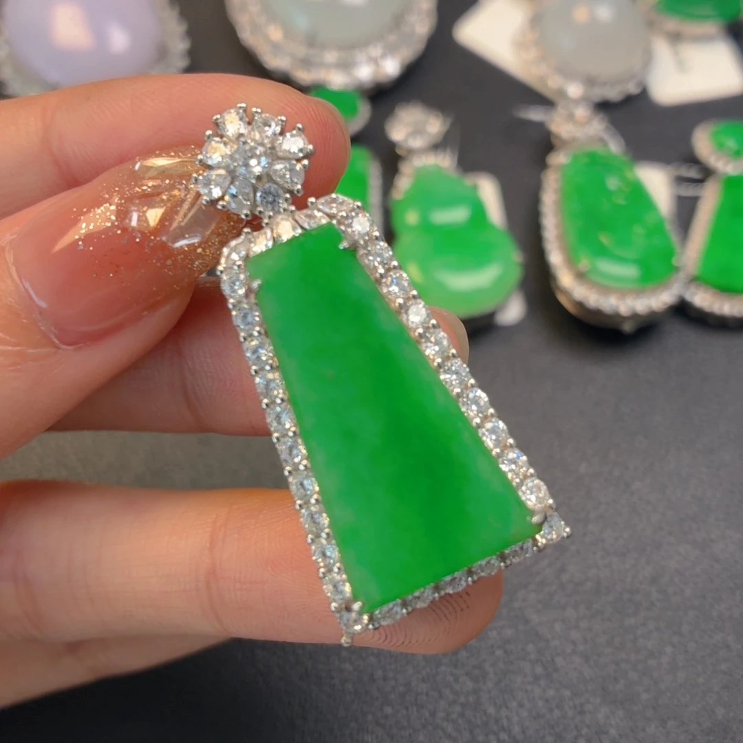 翡翠银S925镶嵌颈饰