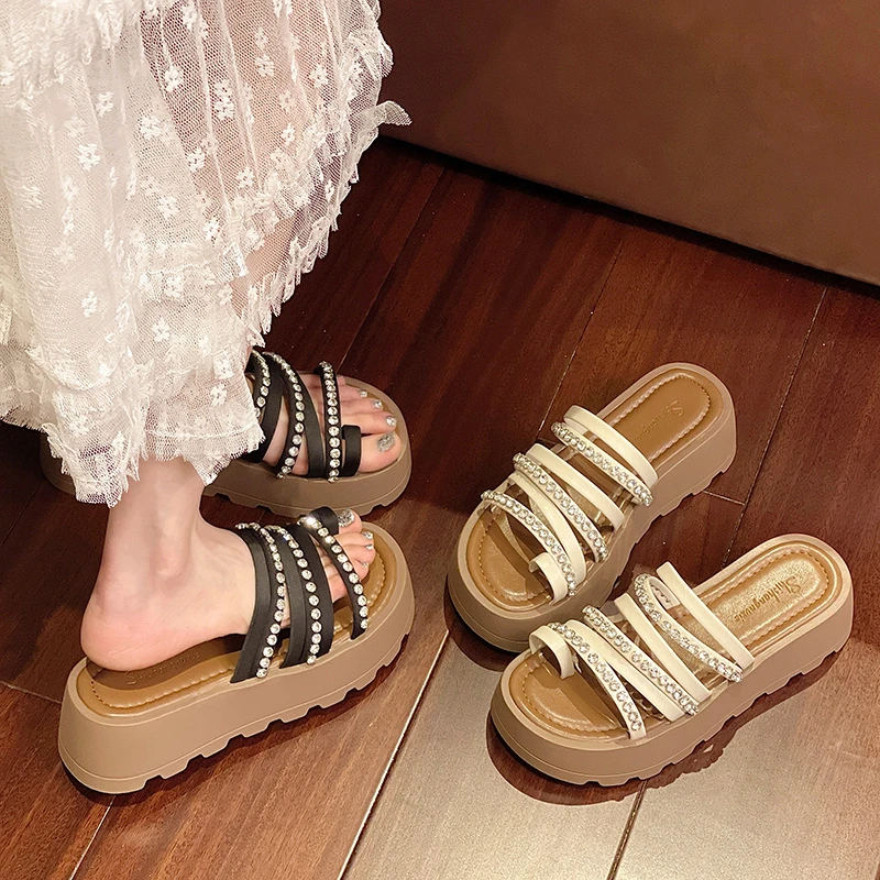 【宝藏好物】女夏季外穿新款时尚套趾沙滩鞋气质配裙子外出凉拖鞋