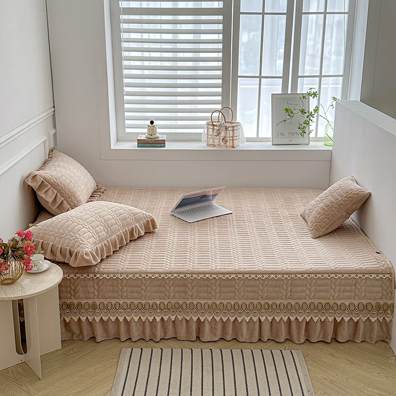 秋冬加绒防滑牛奶绒榻榻米床盖高档农村大炕垫夹棉冬季保暖床盖