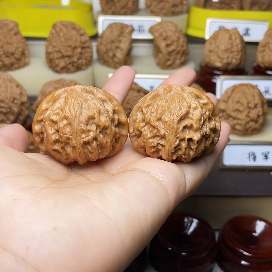 把件文玩核桃M****?宫灯41左右