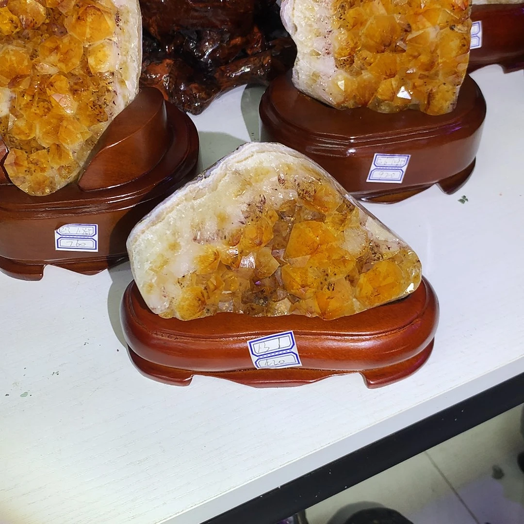 水晶未镶嵌大型摆件（非配饰）芳