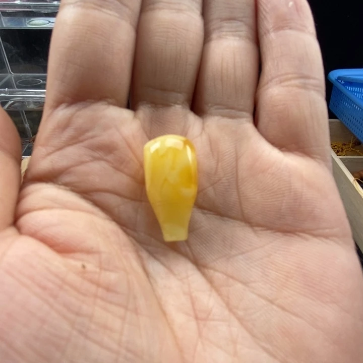 未镶嵌琥珀裸石蜜蜡