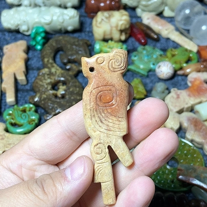和田玉未镶嵌颈饰31