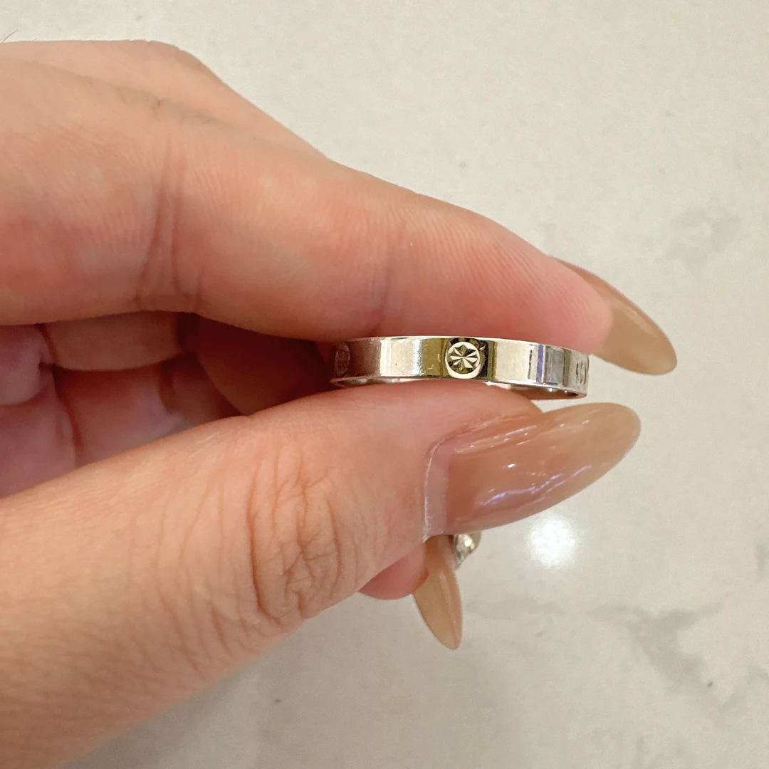 不退不换  铂金PT 950戒指   2.64克圈21