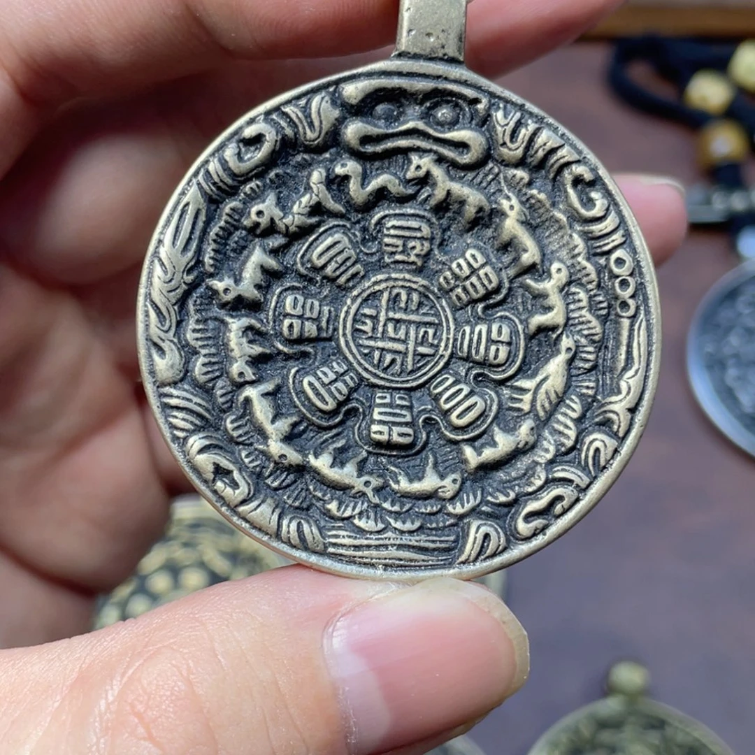 福利天铁蛙嘴九宫八卦牌背面有沙点建议勿拍