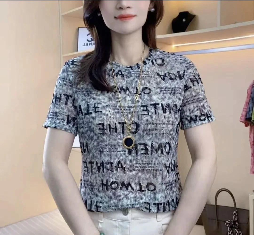 2025新款轻职风印花圆领时尚T恤夏季修身显瘦休闲短款