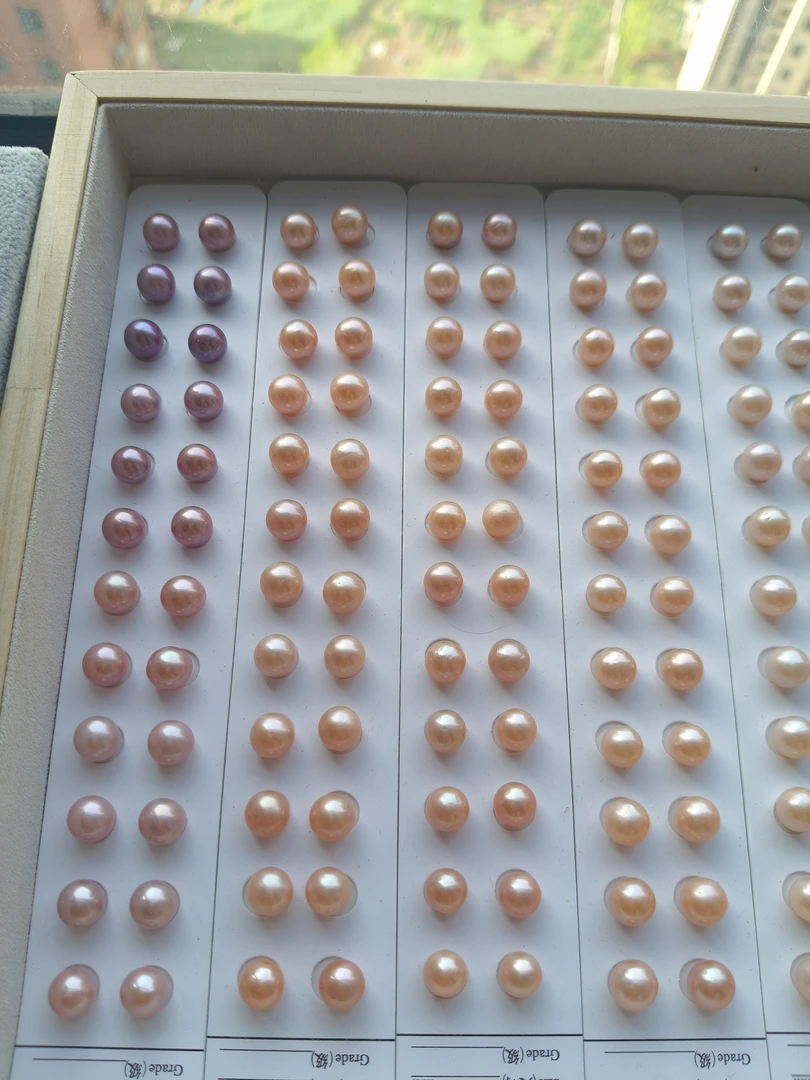 天然淡水珍珠耳钉裸珠 近圆微瑕 1mm半孔