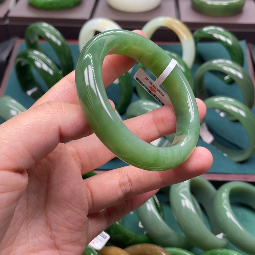 和田玉（碧玉）未镶嵌手镯5152