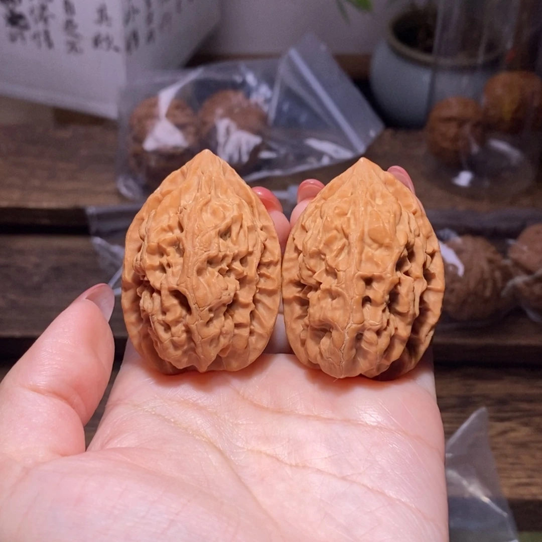 吊坠文玩核桃全品 34十三陵鸡心