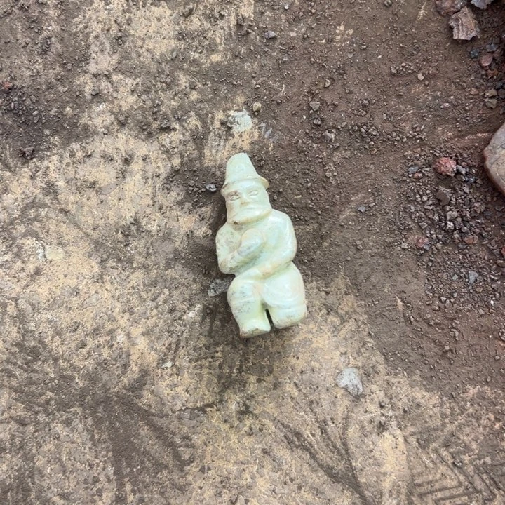 和田玉（黄玉）未镶嵌把件