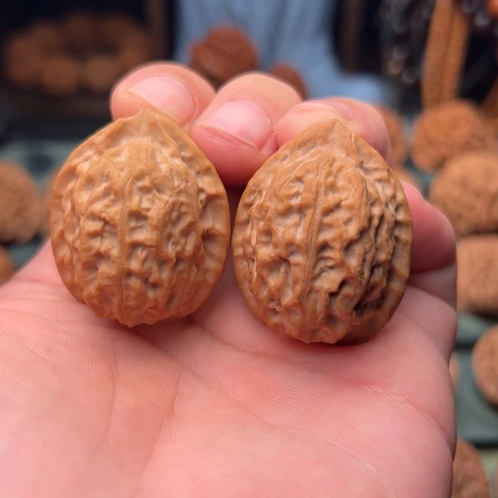 文玩核桃把件?清东陵斗鸡