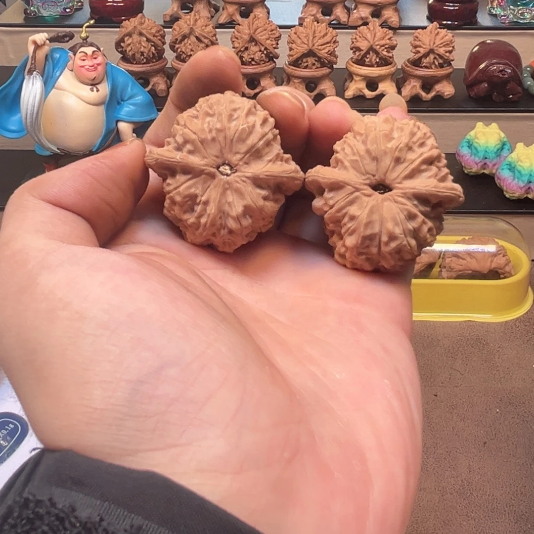 把件桃核38全品血麒麟