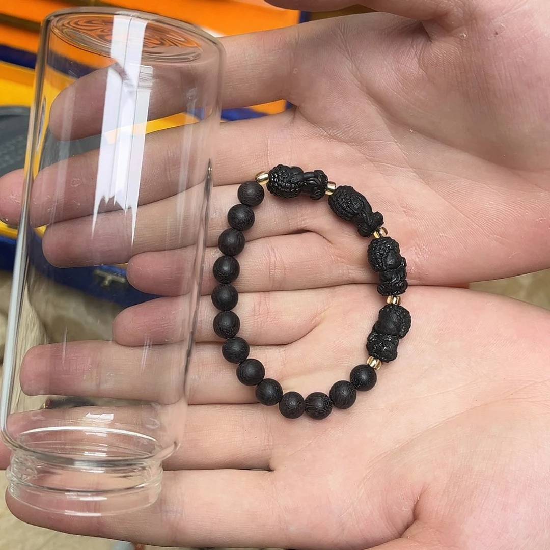 大叶紫檀（黑酸枝木类）