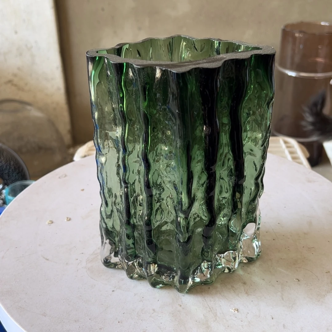 弘扬琉璃花器微瑕高度20