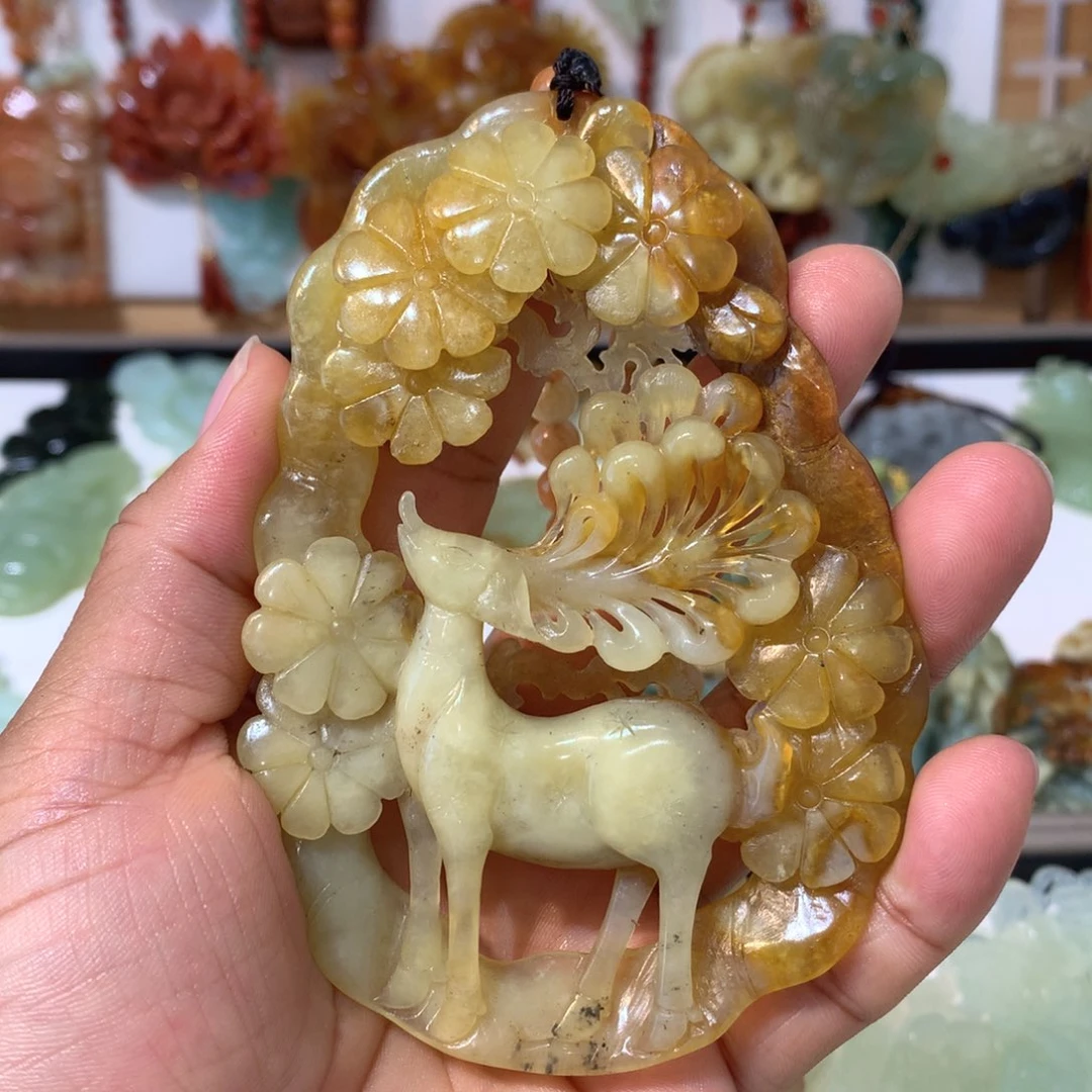 蛇纹石玉未镶嵌颈饰