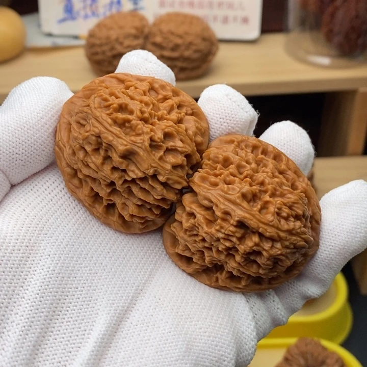 吊坠文玩核桃三角大肚团子毕业（已打底）43尺