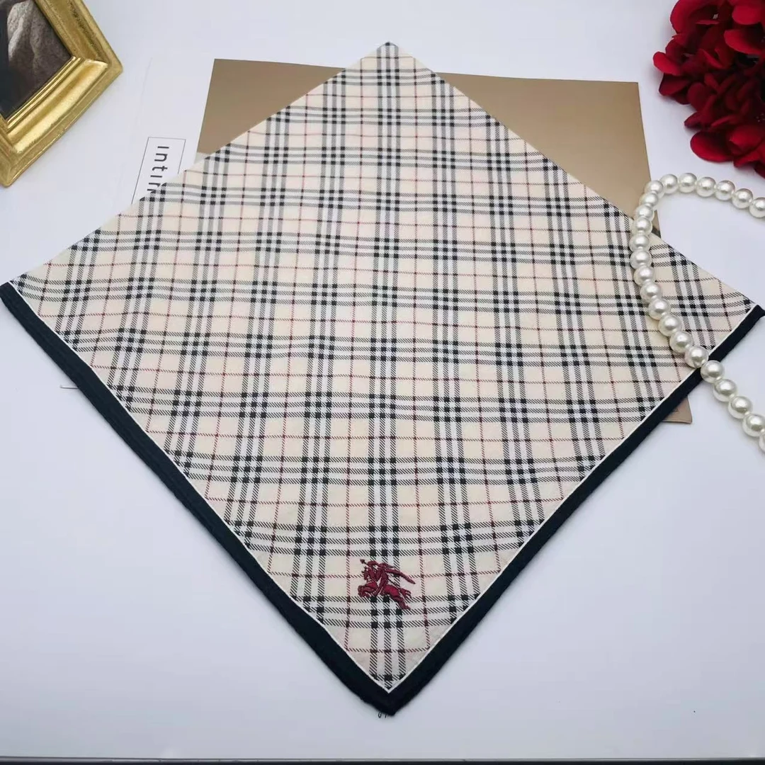 99新 BURBERRY/博柏利 海囤/巴宝莉/丝巾/yy07061