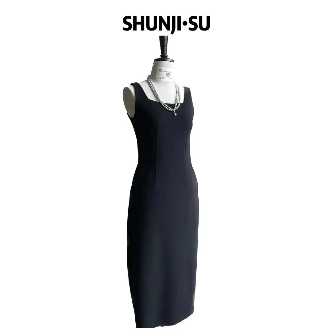 梦露早春款小黑裙系列加长款连衣裙23023009