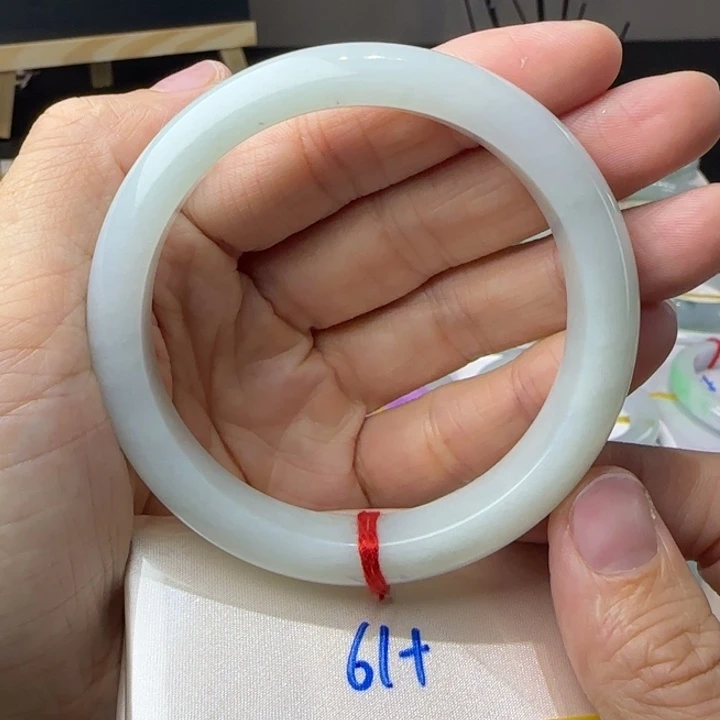未镶嵌手镯翡翠翡翠手镯