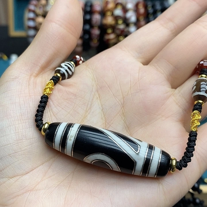 玛瑙/玉髓（覆膜）合金颈饰