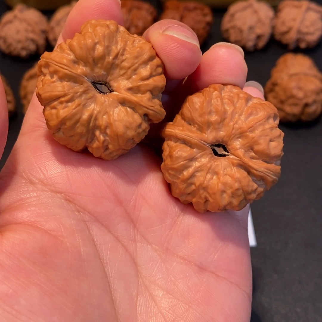 ****！把件文玩核桃蛤蟆头