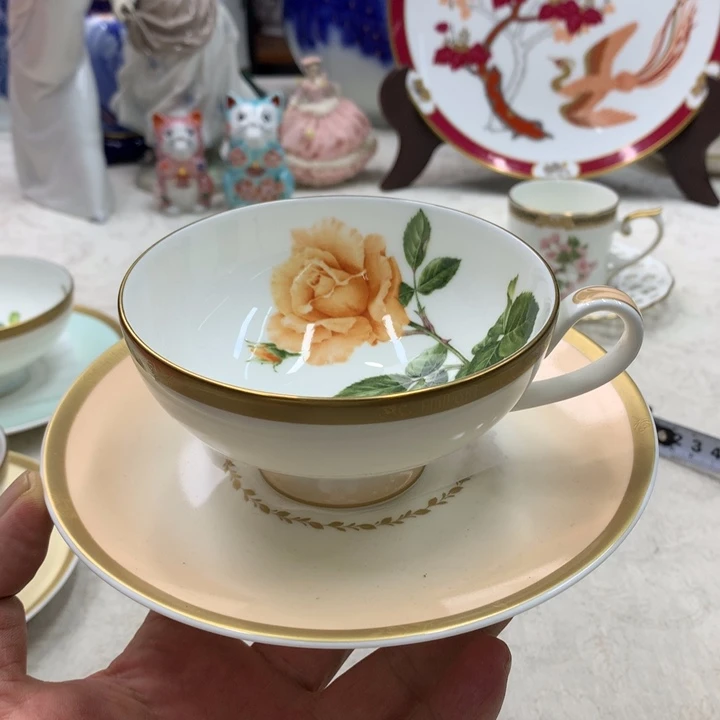 金瓷阁精品瓷器漂亮