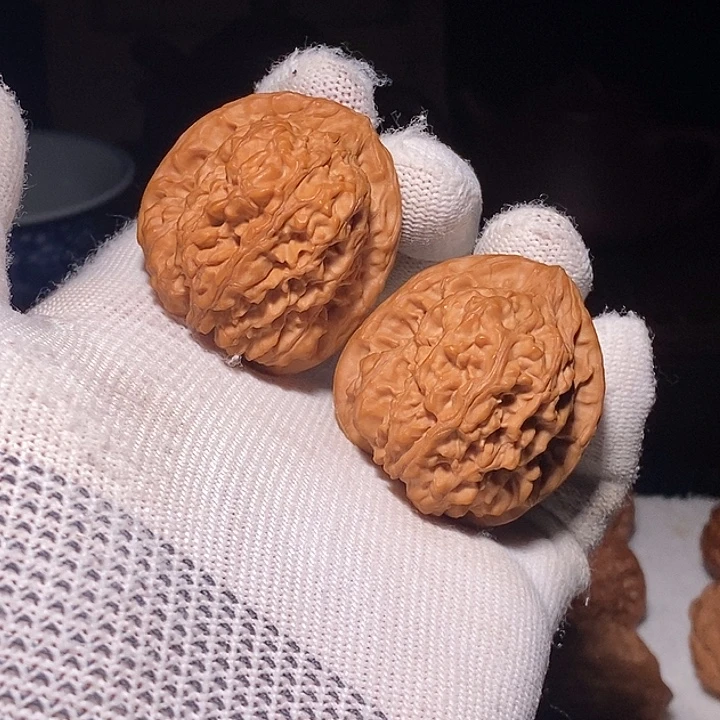 文玩核桃手把件金蟾王