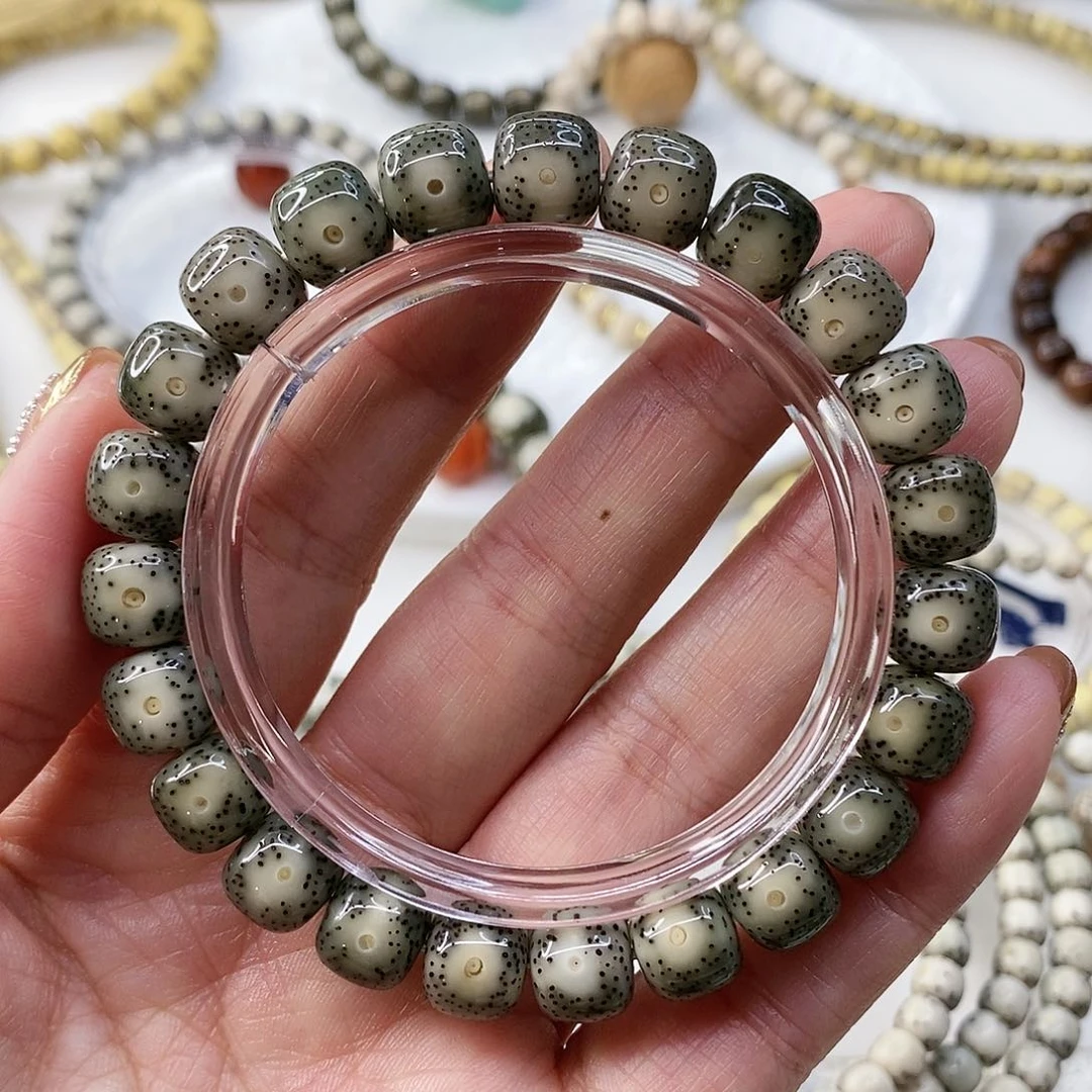 星月菩提手串M****I卡10绿包白大眼睛