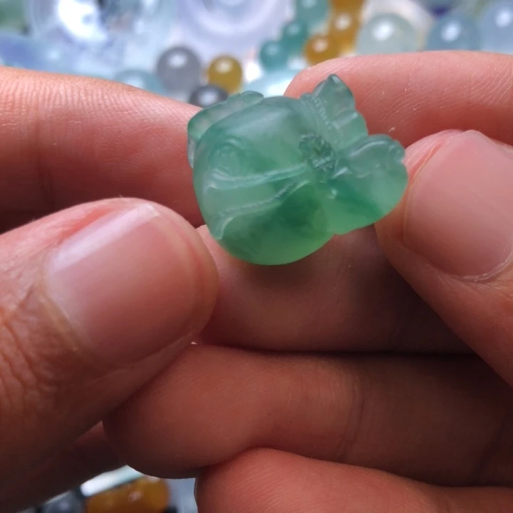 未镶嵌定制翡翠挂件