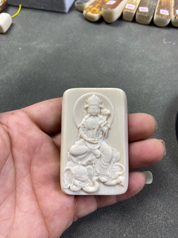 精美猛犸牙普贤菩萨