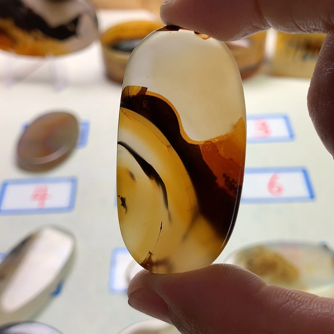 玛瑙/玉髓未镶嵌珠宝半成品