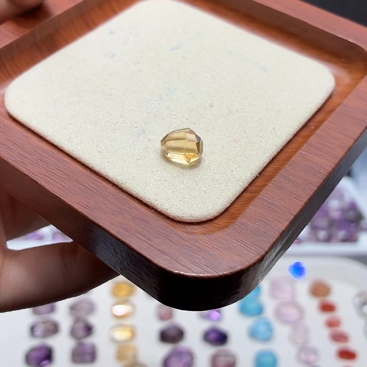 水晶珠宝半成品未镶嵌黄水随型打孔定制不退换