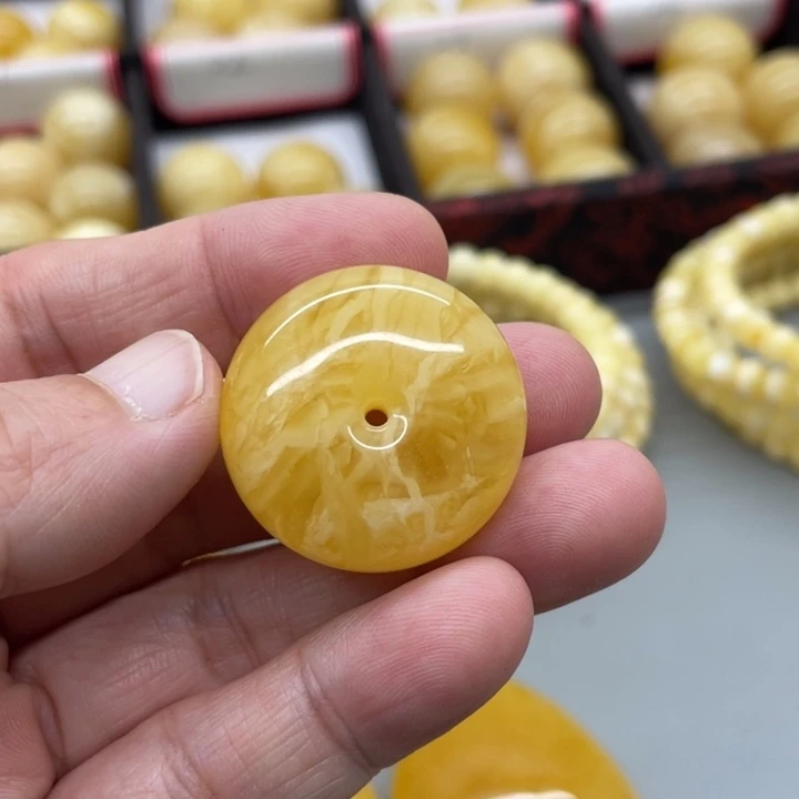 琥珀未镶嵌裸石蜜蜡