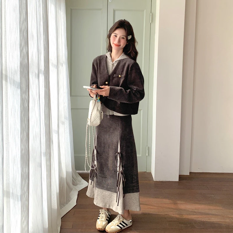 氛围感灯芯绒套装裙女2025春秋新款小众韩系设计感撞色显瘦两件套