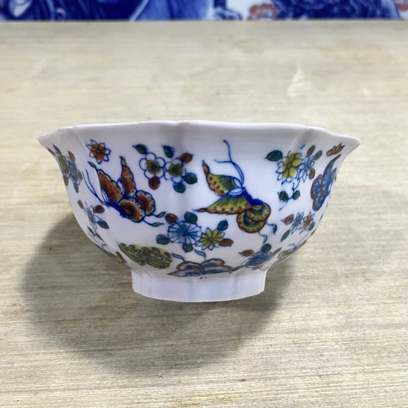 景德镇陶瓷蝶恋花葵口面碗 红稀土 15厘米