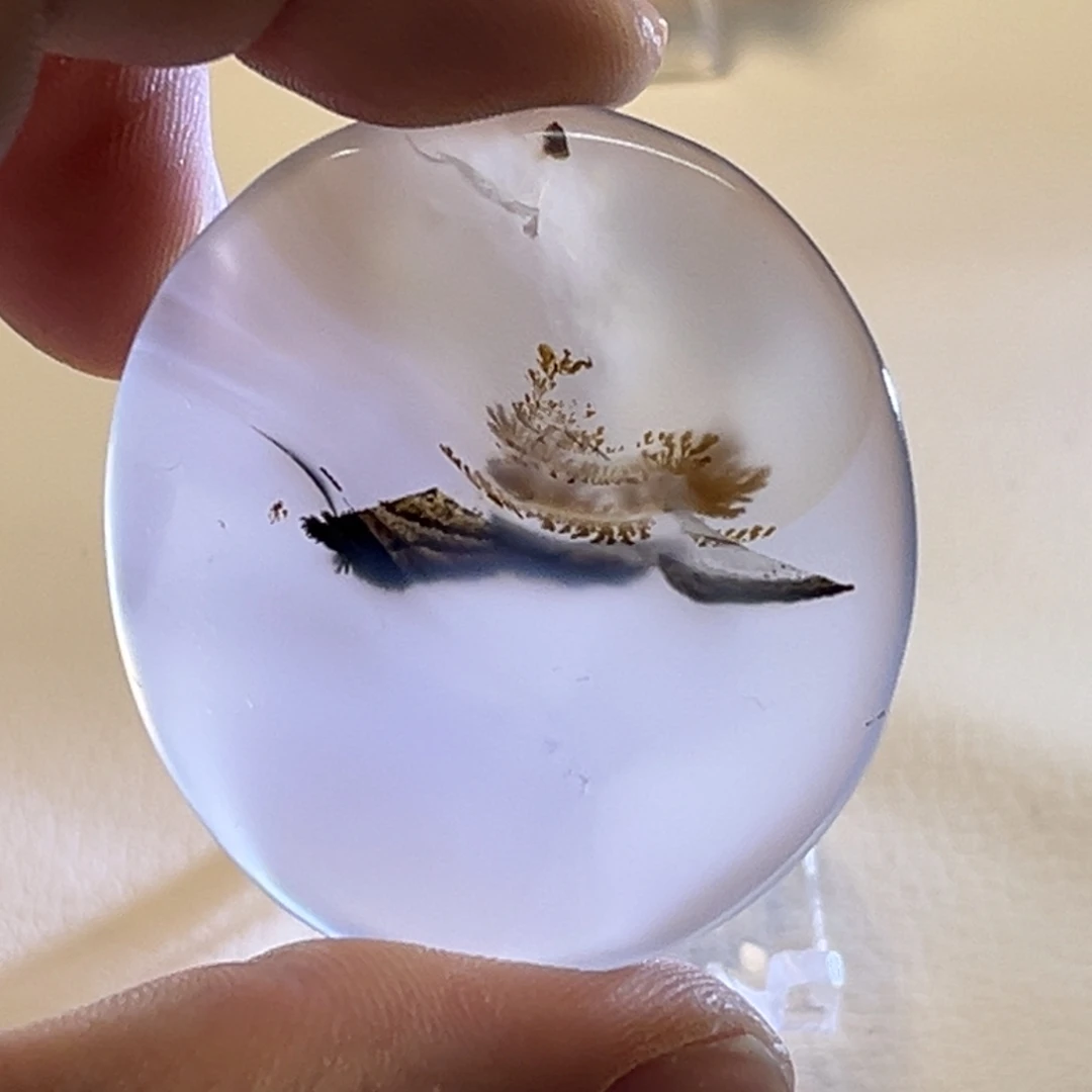 Q***Q玛瑙/玉髓未镶嵌颈饰