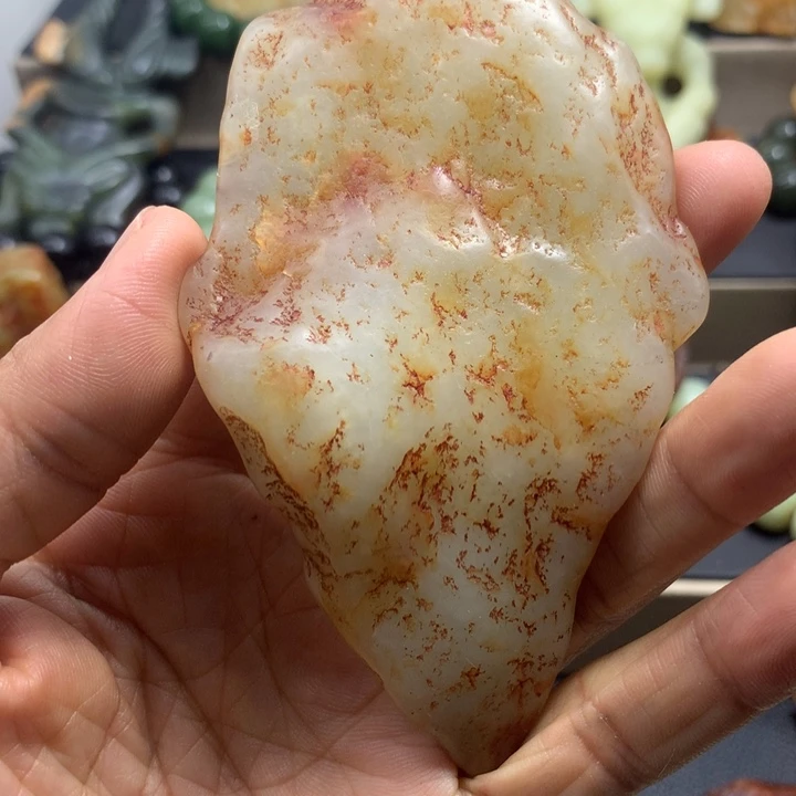 岫岩河磨玉（透闪石质玉）未镶嵌珠宝奇石