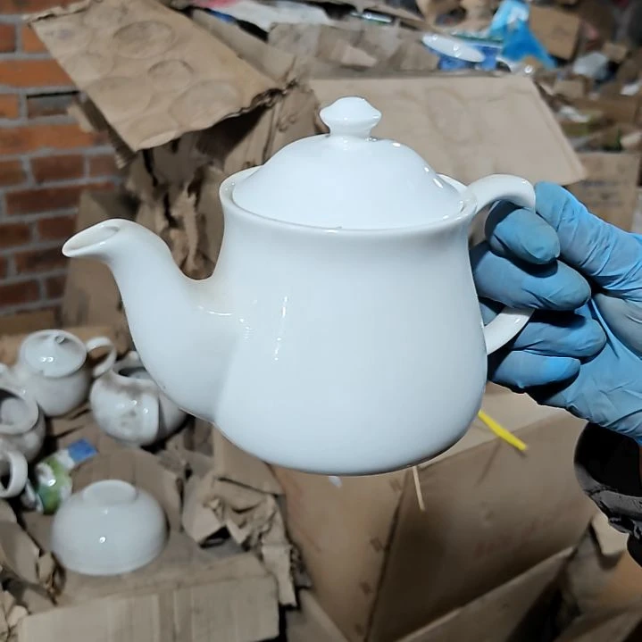 摆件陶瓷盘子碗啥都有