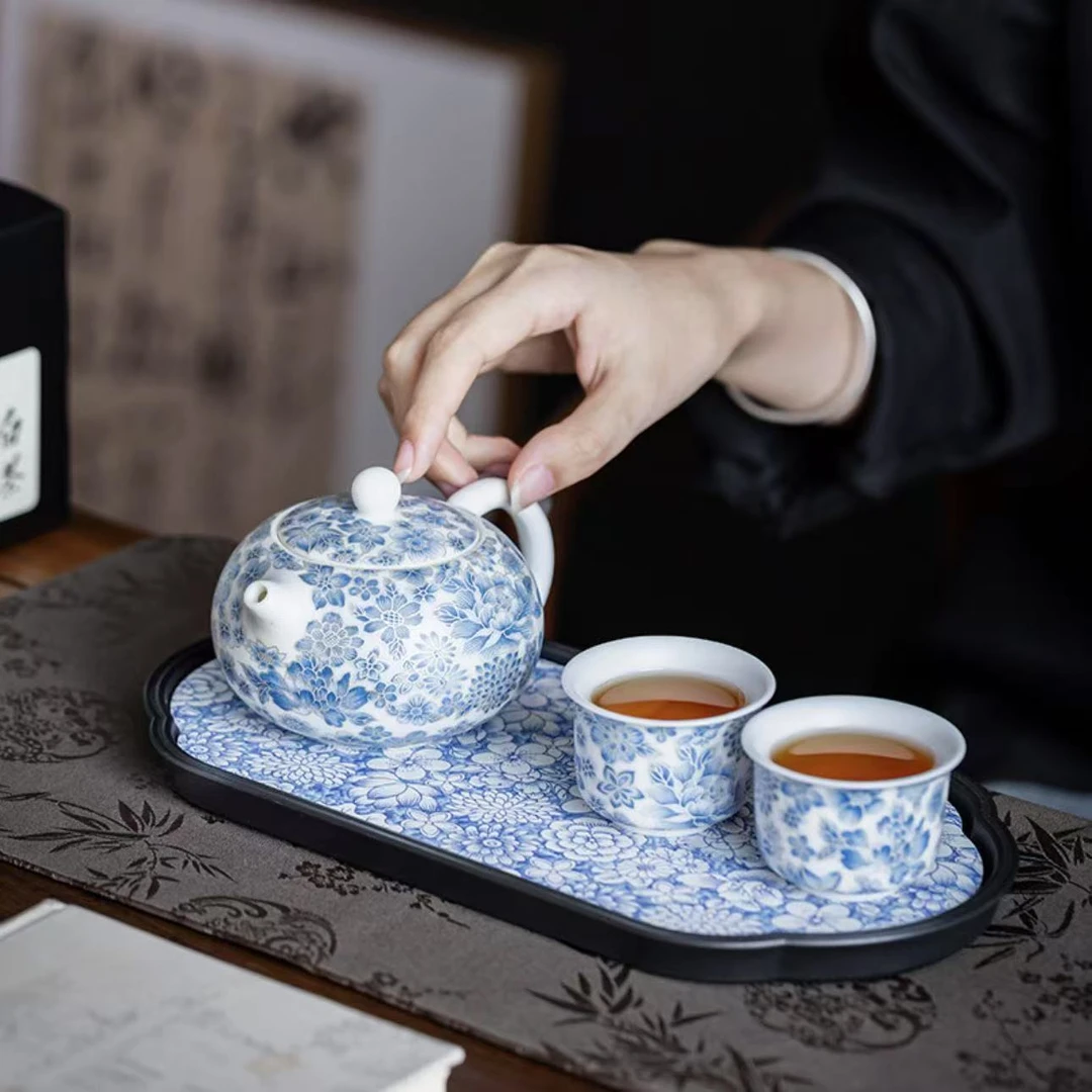 ZH2306-掐丝银青花西施壶一壶两杯+茶盘