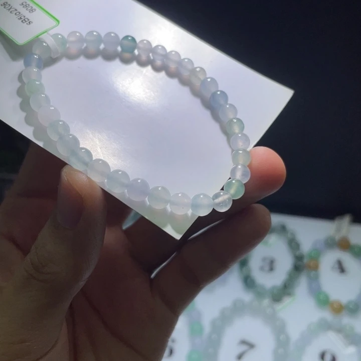 未镶嵌定制翡翠翡翠