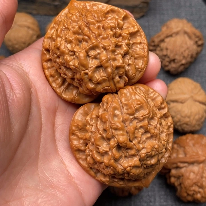 文玩核桃吊坠尺寸48官帽