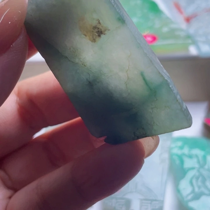 颈饰未镶嵌翡翠天然翡翠