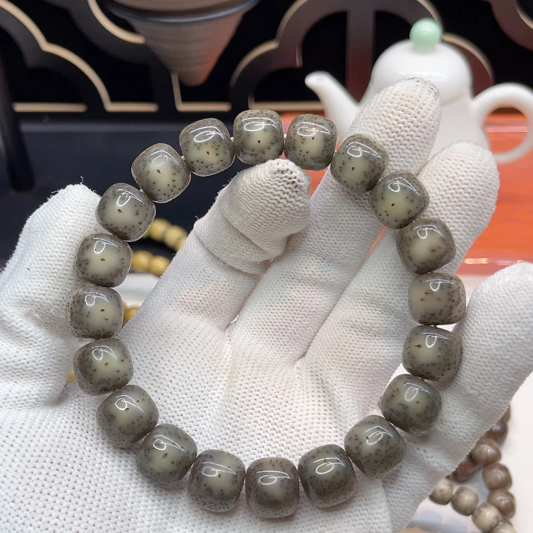 星月菩提吊坠26。12/11黑冰半壁江山双留白