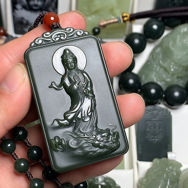 和田玉（翠青玉）未镶嵌颈饰