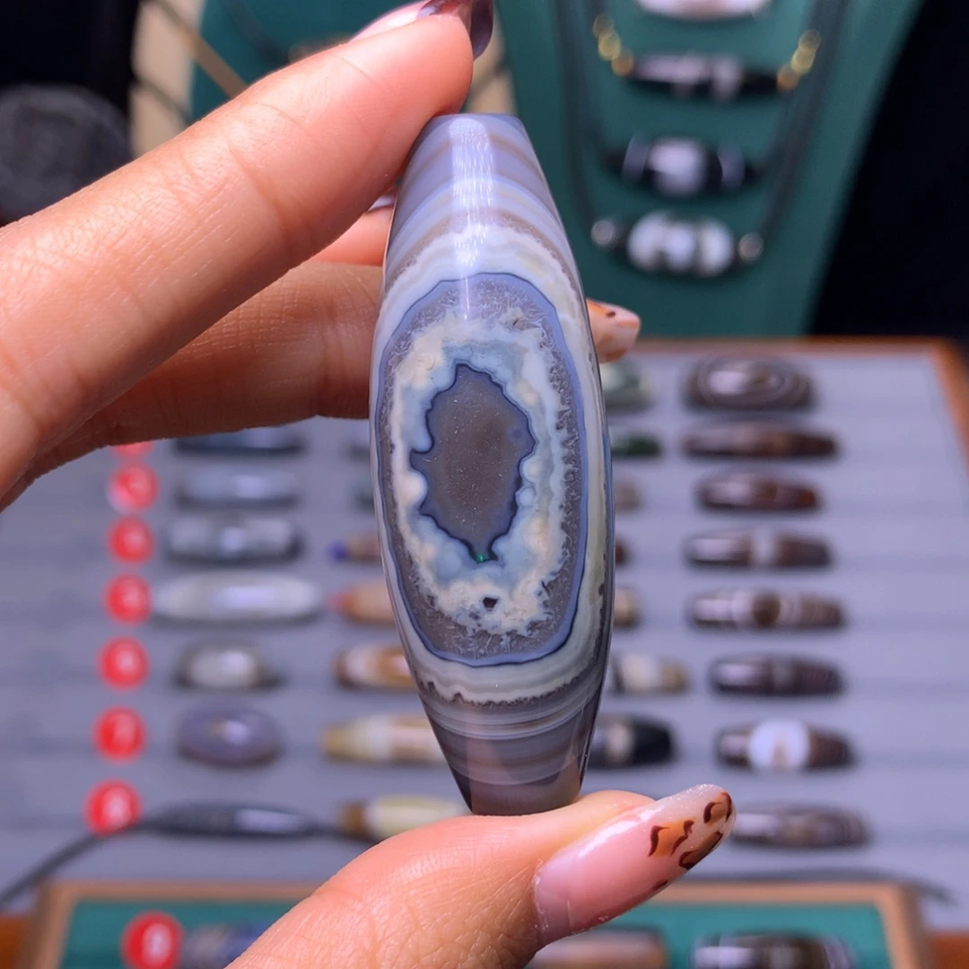 未镶嵌颈饰玛瑙/玉髓李*霖