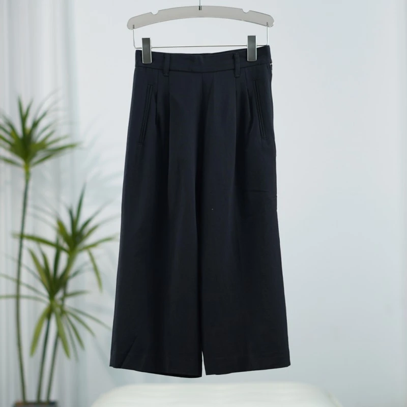 尚系列  E633  女装时尚撤柜休闲阔腿裤黑色FW12R87