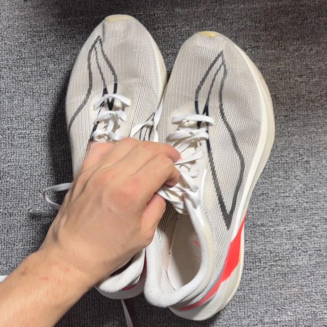莫代尔纤维战损鞋子