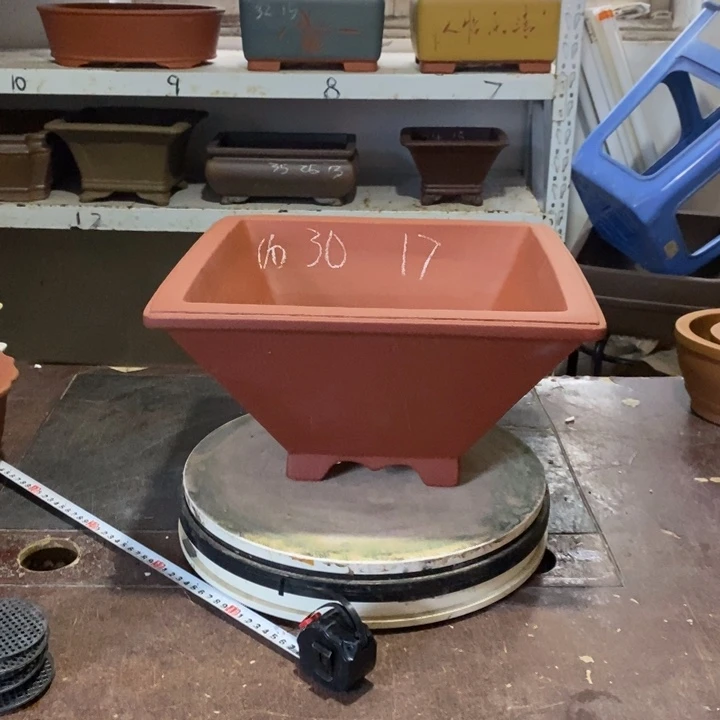 紫砂花盆自己做的吗好的吧